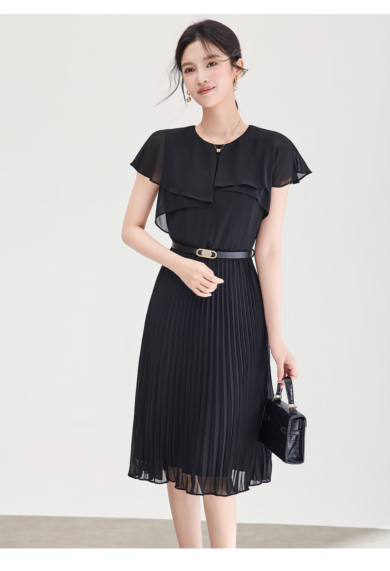 Đầm maxi nữ thắt eo chất liệu chiffon phối lá sen xếp ly — màu đen chi tiết 17