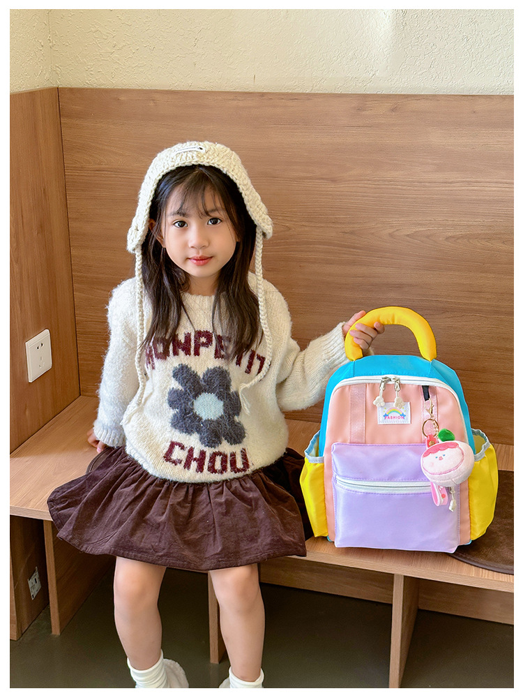 New Kindergarten Backpack Children's Primary School Grade One Boys And Girls Ultra-Light Backpack Spine Protection Travel Backpack display picture 20