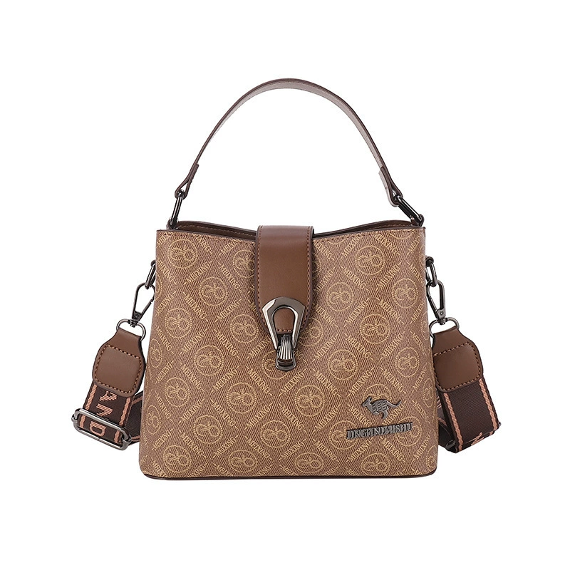 Capacious shoulder bag, retro one-shoulder bag, high-end, 2023 collection