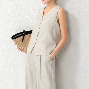 ���X�L��z����Ůʿ�R��͸���ļ��¿�ɫ