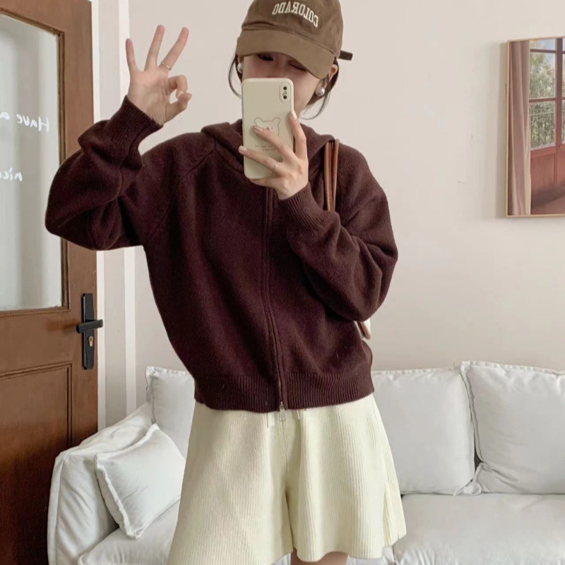 24 diseño de invierno Puyuan de punto con sombrero de doble cremallera corto suéter pequeño para mujeres 20 image 10