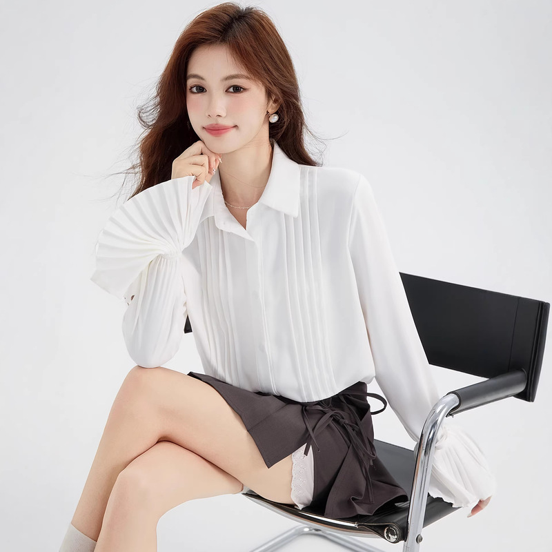 French-Style Pleated Bell-Sleeve White Shirt for Women, 2026 Spring New Loose-Fitting Elegant Commuter Long-Sleeve Blouse French-Style Pleated Bell-Sleeve White Shirt for Women, 2026 Spring New Loose-Fitting Elegant Commuter Long-Sleeve Blouse