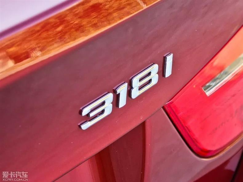 Suitable for BMW 318i, 320i, 325i, 328i, 330i, 335i, 340i car emblems, letter emblems, rear emblems, tail emblems, and number emblems