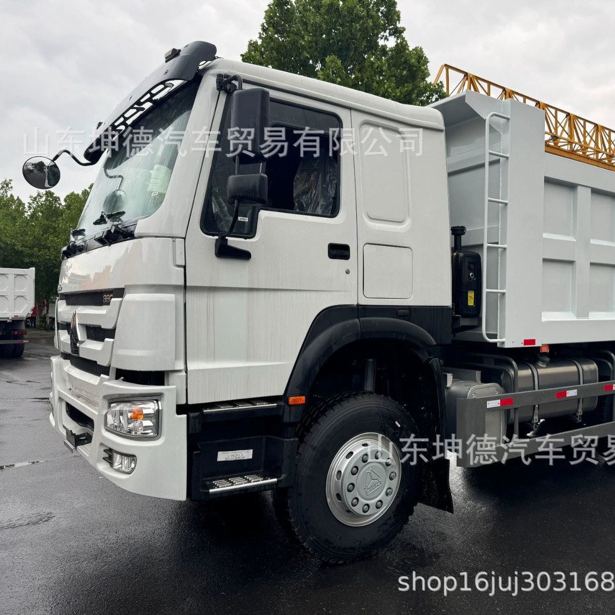 Экспортный самосвал Тяжелый автомобиль Haowo самосвал Экспорт 10-колесный самосвал