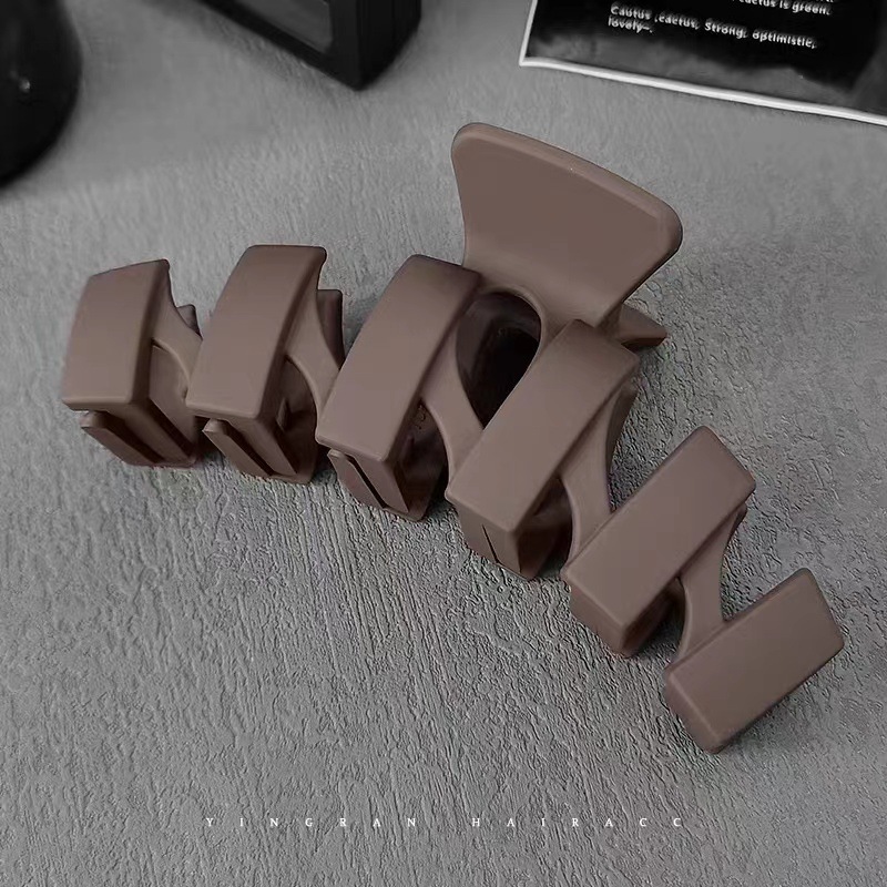 Clip de tiburón de gran tamaño elegante clip de pelo updo 2024 nuevo clip de celebridad de Internet tocado retro simple horquilla para mujeres