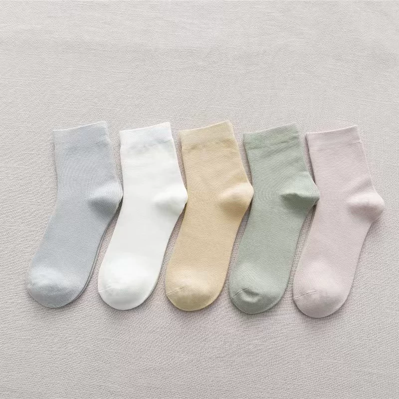 Spring summer colored breathable socks, mid-length, absorbs sweat and smell