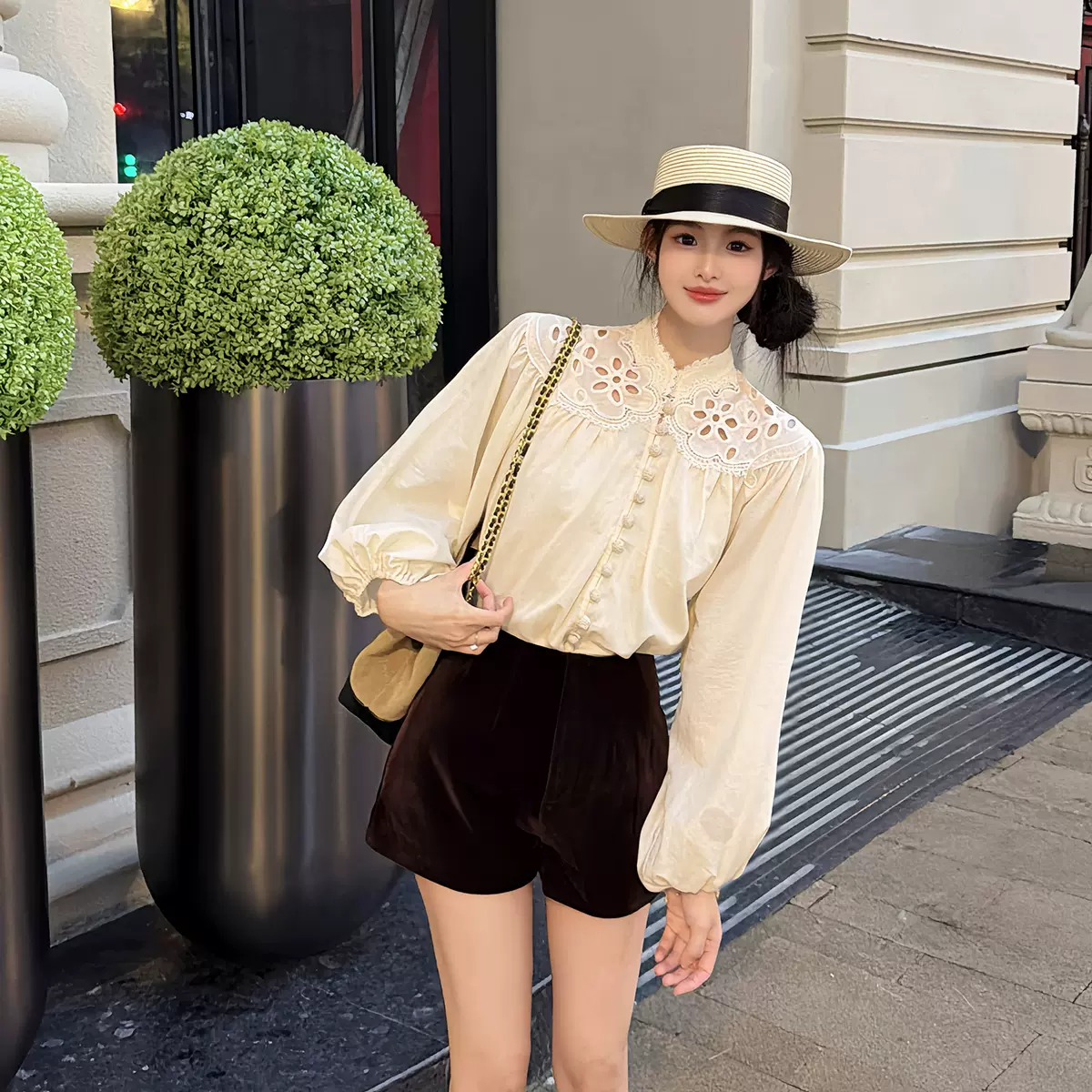 刘亦菲同款 苎麻镂空刺绣高质感棉麻长袖衬衫25年早秋灯笼袖上衣