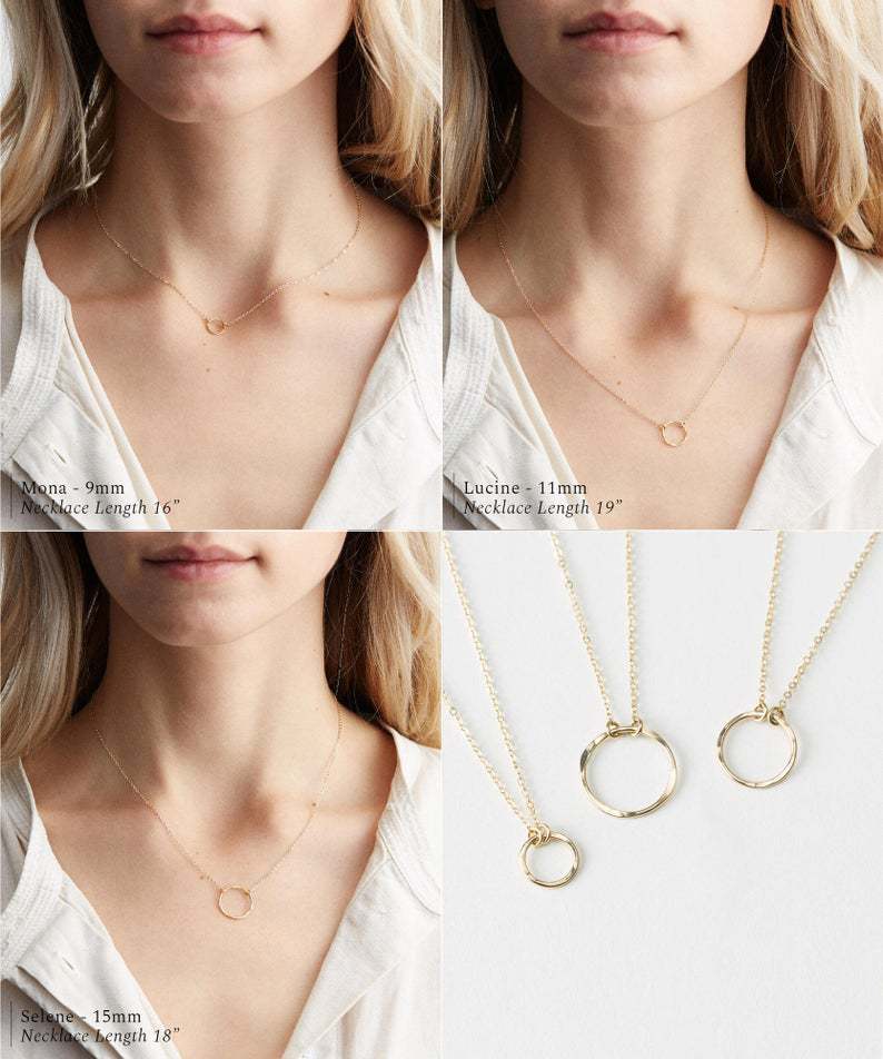 Small sophisticated fashionable necklace