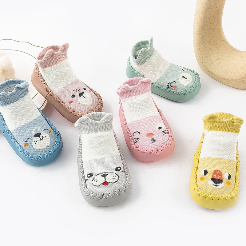 花尾鼠2021春款男女兒童地板襪嬰兒卡通防滑薄棉網眼寶寶襪子批發