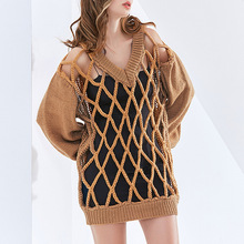 2022春季潮流走秀款 設計感V領個性網紋鏤空編織燈籠袖寬松女毛衣