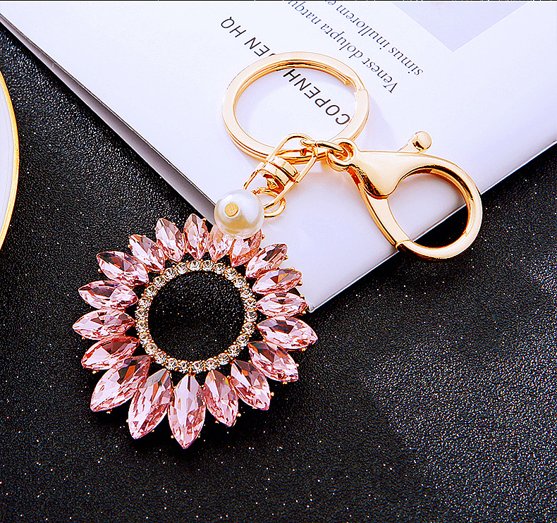 Luxurious Lady Sunflower Metal Women's Bag Pendant Keychain display picture 1