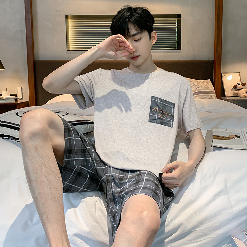 Pijamas para hombres 2024 nuevo modelo de verano pantalones cortos de mangas cortas delgados de verano grande conjunto de ropa casera casual