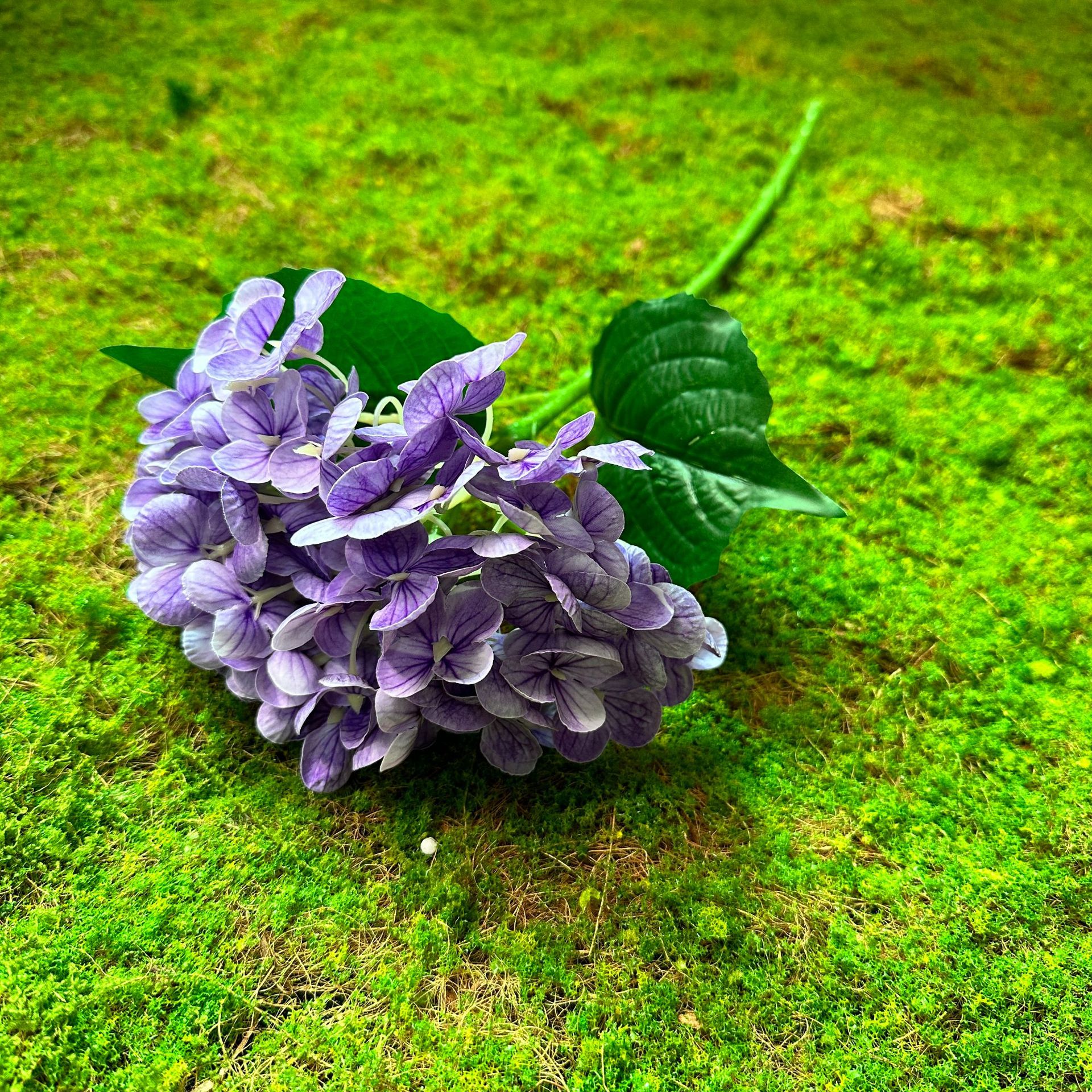 Hortensia simulada, flor simulada, sensación, ramo hidratante, evento de boda, accesorios de fotografía, decoración de ventana de sala de estar