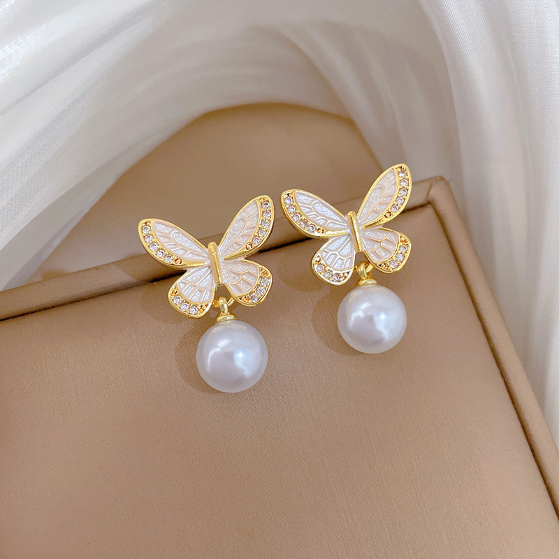 Gorgeous Butterfly Pearl Necklace Set Titanium Steel Clavicle Chain_voghion.com