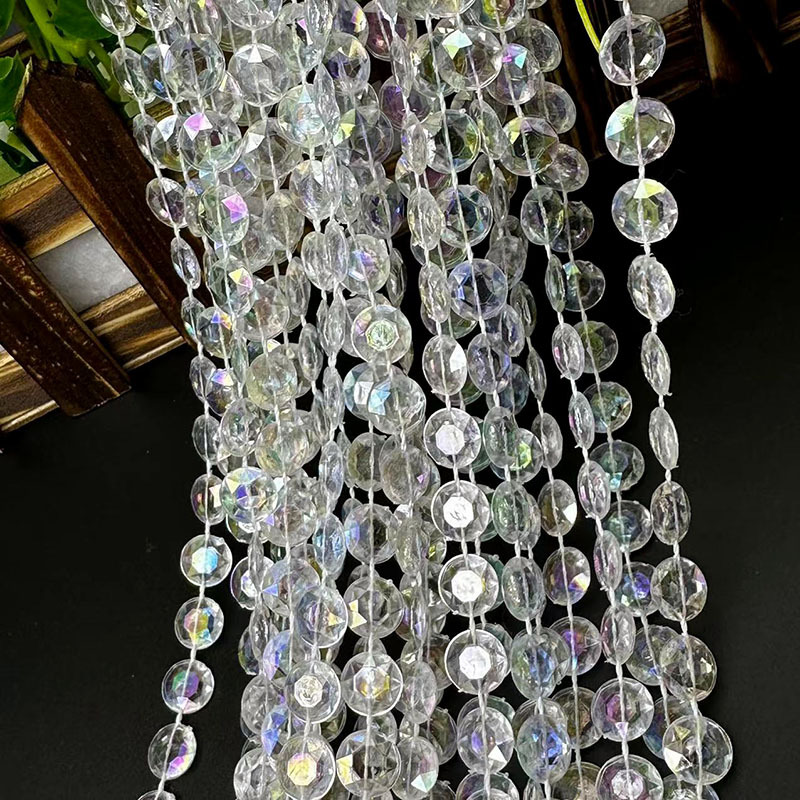 アクリルのコードの玉のウェディングの玉のカーテンの結婚式は水晶の道をまねて舞台の吊り下げの装飾の水晶のクリスマスツリーの玉のチェーンを引きます