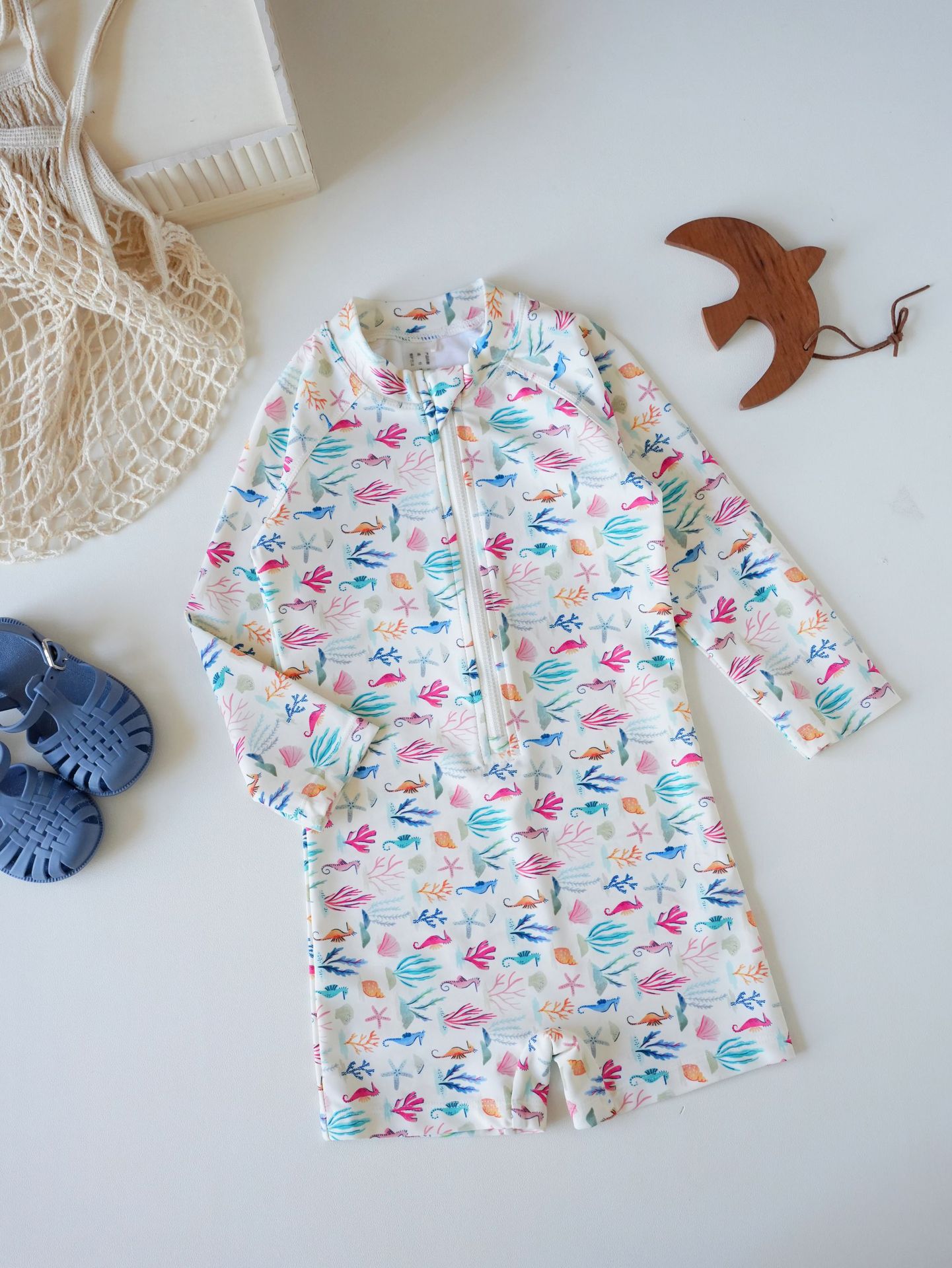 Protector solar para niños, traje de baño de secado rápido, traje de baño de vacaciones de una pieza de manga larga para niños de 25 años, traje de baño de aguas termales al por mayor