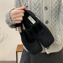 ����޶�����ͷ������ëë����Ь�߸��������Ӵָ���ЬŮЬ�ӷ�ʽ