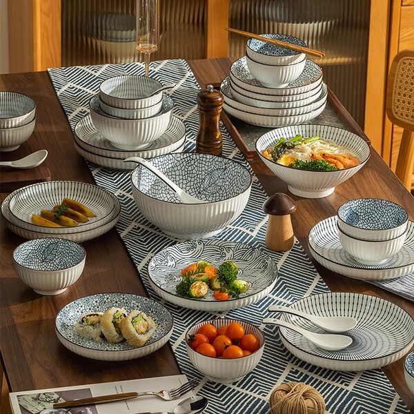 Japanese ceramic set for home use