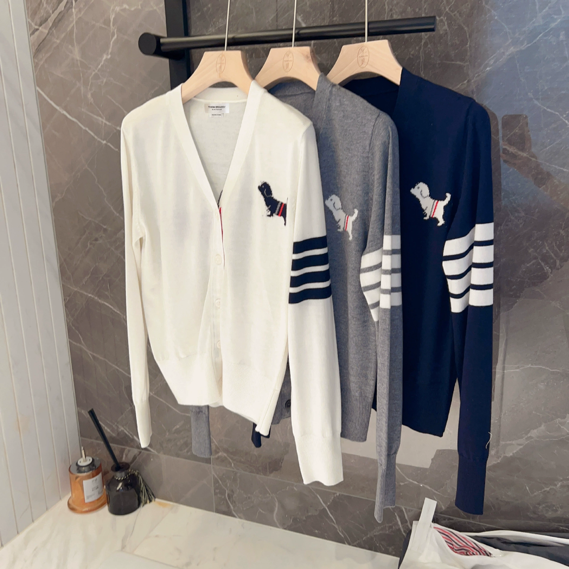 THOM BRASSY 1702 Ремонт собаки V-образный кардиган новая женская одежда