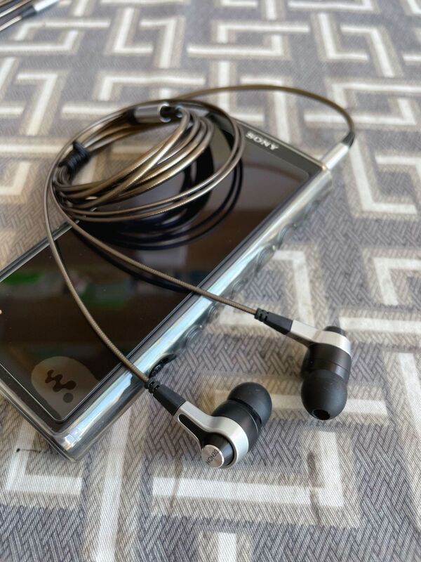 Denon/Tianlong AH-C720 in-ear fever HiFi monitor mobile phone moving coil headset noise reduction earplugs