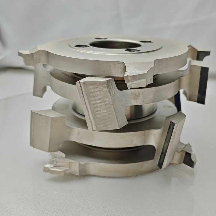 FTL  Դͷ���Ҷ���ľ�����ߡ��ſ򡢳�龵���ƴ�����龡�ʵľ��