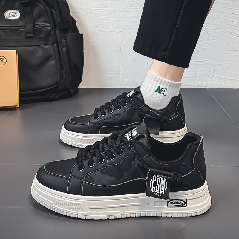 Otoño nuevos zapatos de skate transpirables de altura baja, zapatos de nicho de cuero casuales, zapatos deportivos para hombres en vivo.