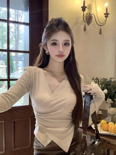 Designer Crossed V-Neck Long-Sleeve T-Shirt for Women with Unique Pleated and Irregular Hem Top, 240g Deerskin