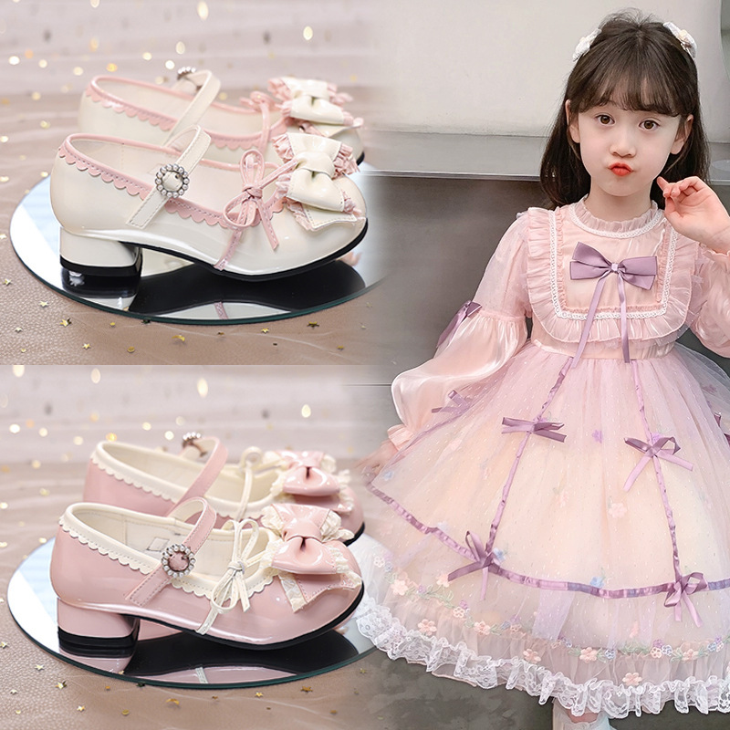 New Pink Beautiful and Stylish Little Princess Shallow-Mouthed Shoes, Children's Leather Shoes, High-Heeled Sweet Girls' Shoes 2026 New Pink Beautiful and Stylish Little Princess Shallow-Mouthed Shoes, Children's Leather Shoes, High-Heeled Sweet Girls' Shoes 2026