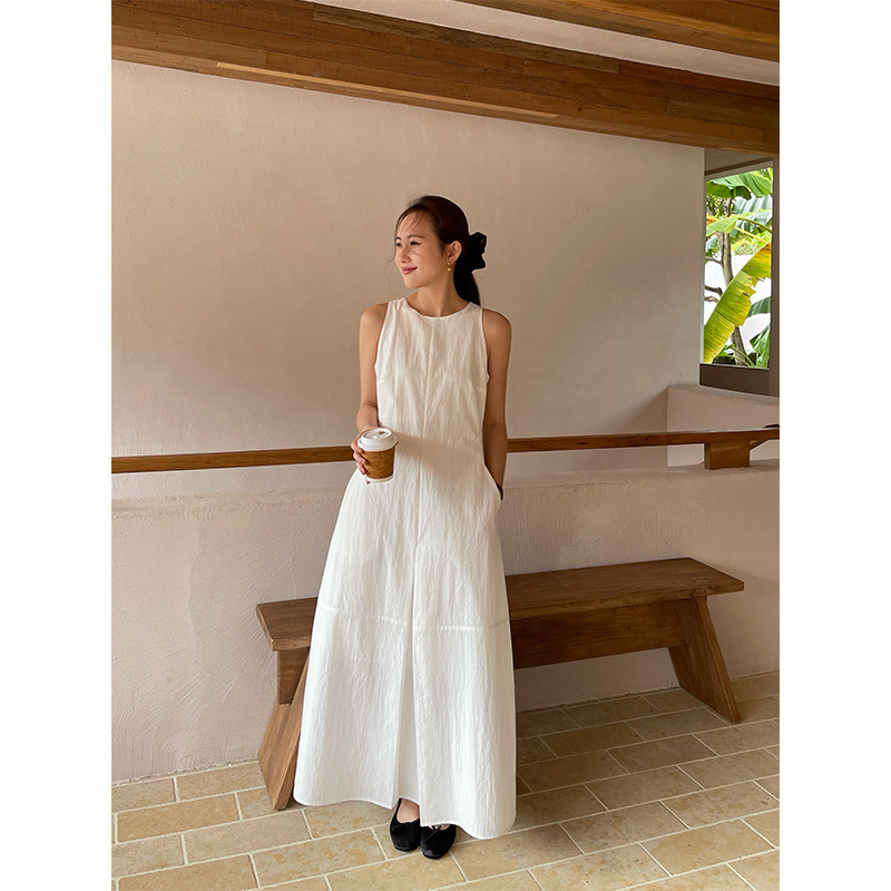 Wanwei Round Neck Three-Dimensional Vest Long Dress for Women 2026 Spring New Pleated Textured Sleeveless Dress 5405