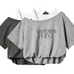 フェイクツーピースレタープリントオフショルダー半袖Tシャツレディース夏新作サスペンダースプライシング万能ショートスタイルトップ