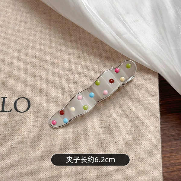 Curved water drop clip 6.2cm