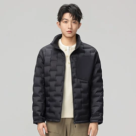 冲锋衣、裤;男式羽绒服;户外休闲衣裤