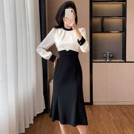 法式小香风连衣裙2025春季新款高级感女神范撞色假两件礼服鱼尾裙