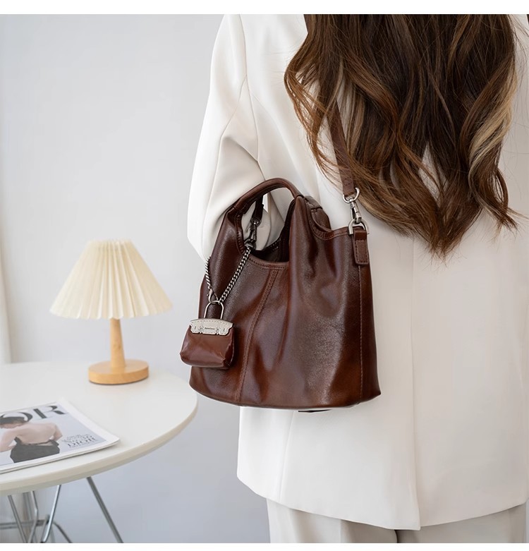 Túi xách da mềm thời trang nữ phong cách retro, đeo vai, đeo chéo — Màu đen, Cà phê, Màu nâu chi tiết 16