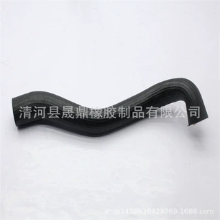 适用于 宝马 汽车胶管 涡轮管 中冷器管  11612247325