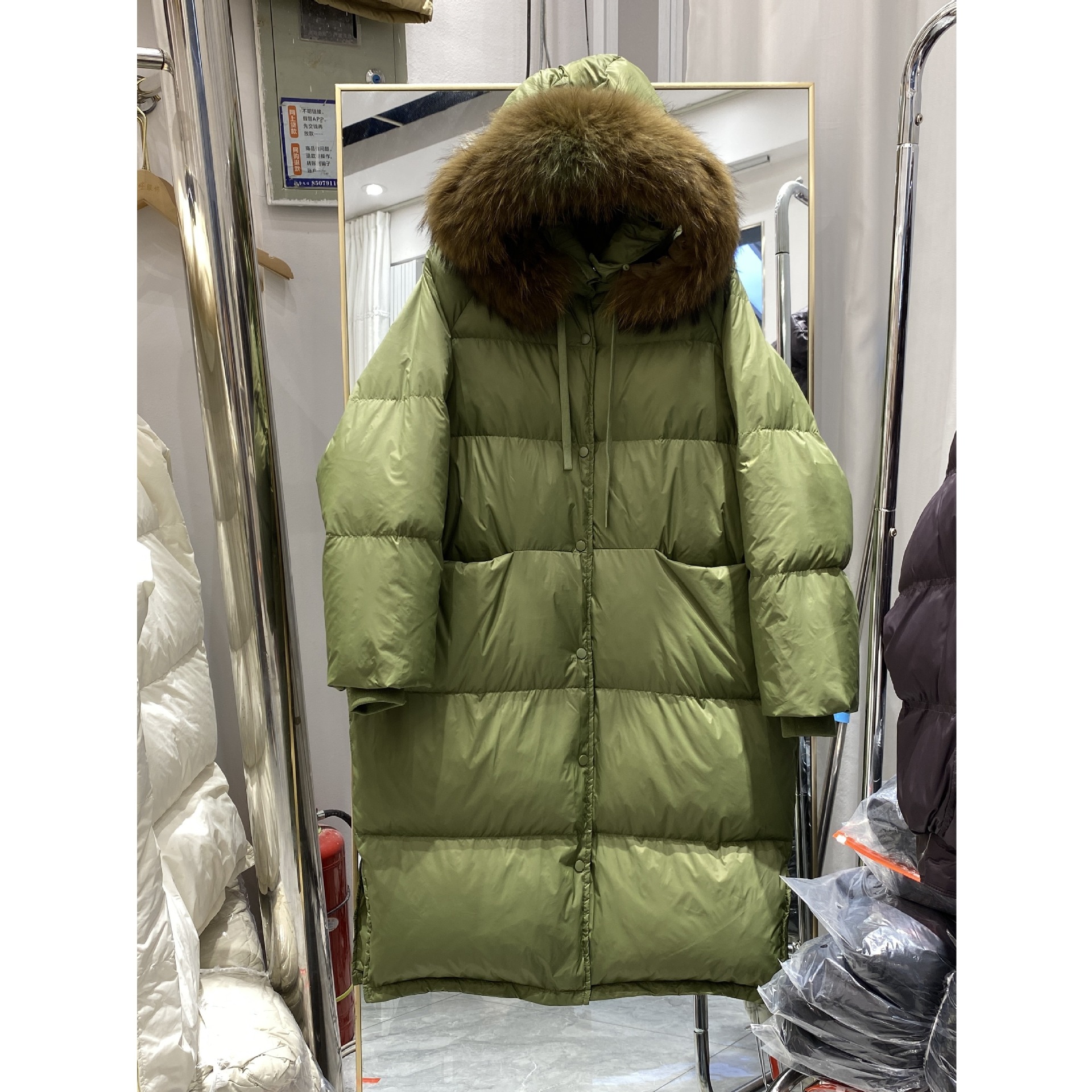 超大貉子毛军绿大被子羽绒服女长款2025新款加厚韩版宽松加厚外套