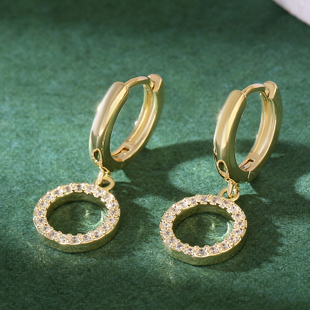 copper brand elegant earrings with zircon