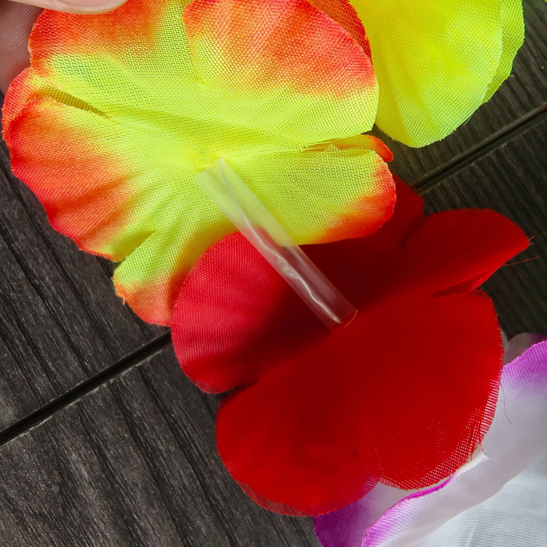 Hawaiano transfronterizo hula party LED iluminado gran guirlanda de vestir accesorios de eventos festivos collar de pétalos