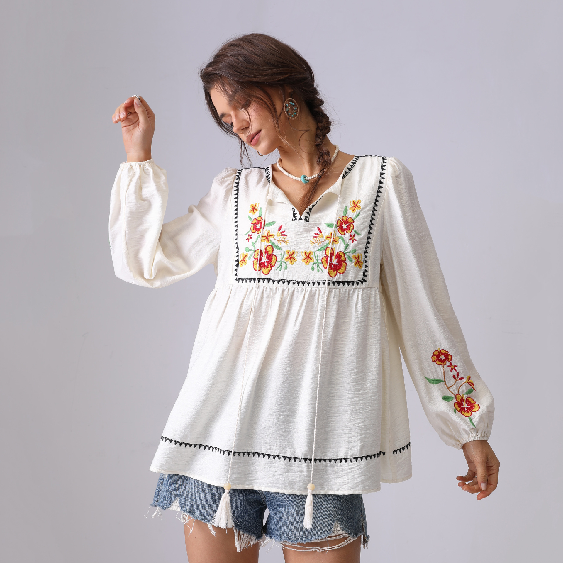 Europa y América primavera y otoño nueva industria pesada bordada V-collar francés camisa de manga larga mujer bohemia chaqueta suelta image 1