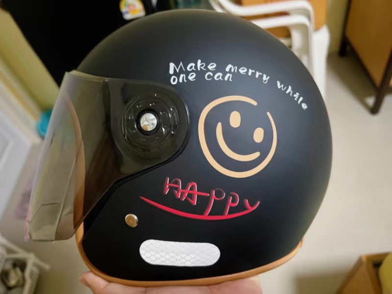 Casco de Seguridad para Moto Eléctrica con Protección Térmica