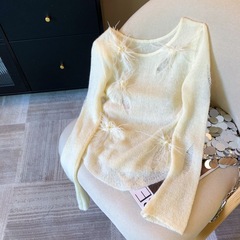 广州十三行高货爆款~修身重工羽毛钉珠设计名媛显瘦百搭套头毛衣