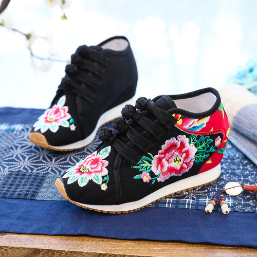 Single shoes/velvet travel shoes, canvas embroidered shoes, women's casual shoes, high-heeled sports shoes