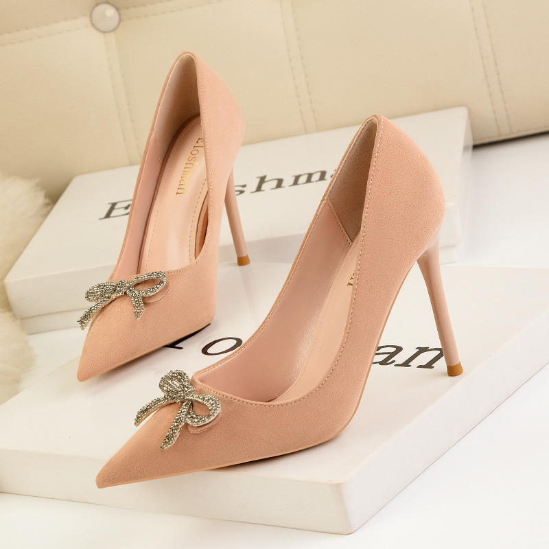 Chaussures à talons hauts tendance pour femmes, talons fins, talons hauts, bouche peu profonde, tête pointue, nœud en diamant, chaussures simples_voghion.com