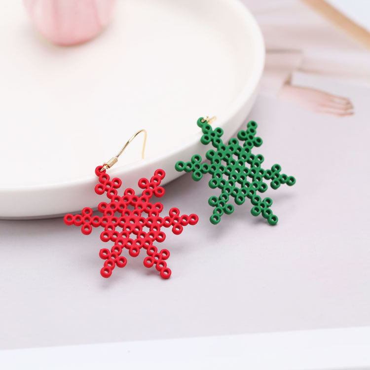 Fashion Snowflake Alloy Hollow Out Women's Earrings 1 Pair display picture 5