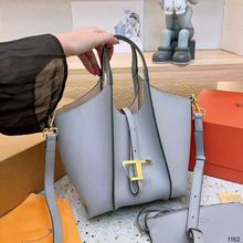 �����zŮ��tod�˻@��Ů����������ˮͰ�����������μ��������