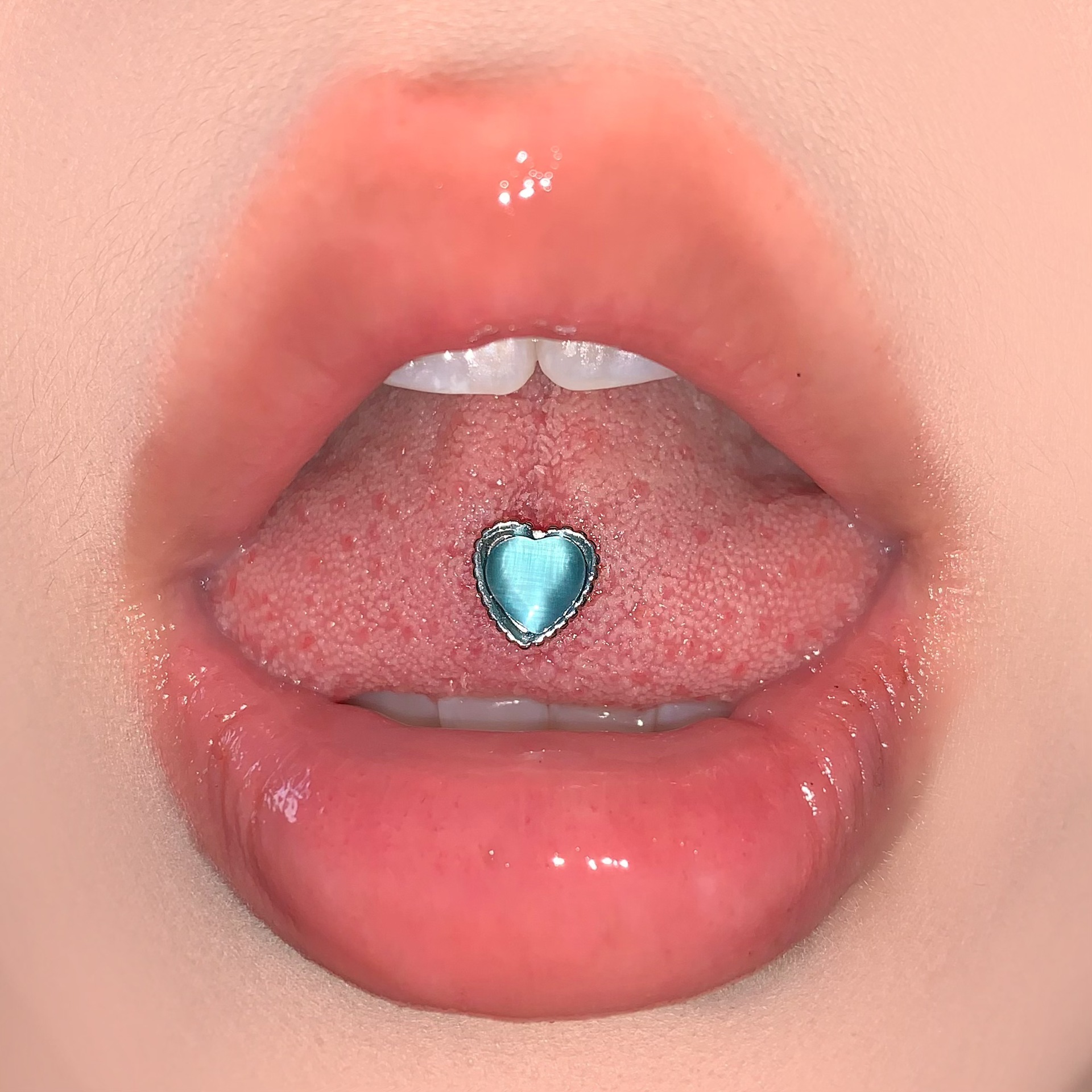 Love Cat Eye Stone Tongue Stud Steel Titanium External Thread Polarized Tongue Ring Niche Hot Girl Piercing Jewelry Wholesale detail image 9