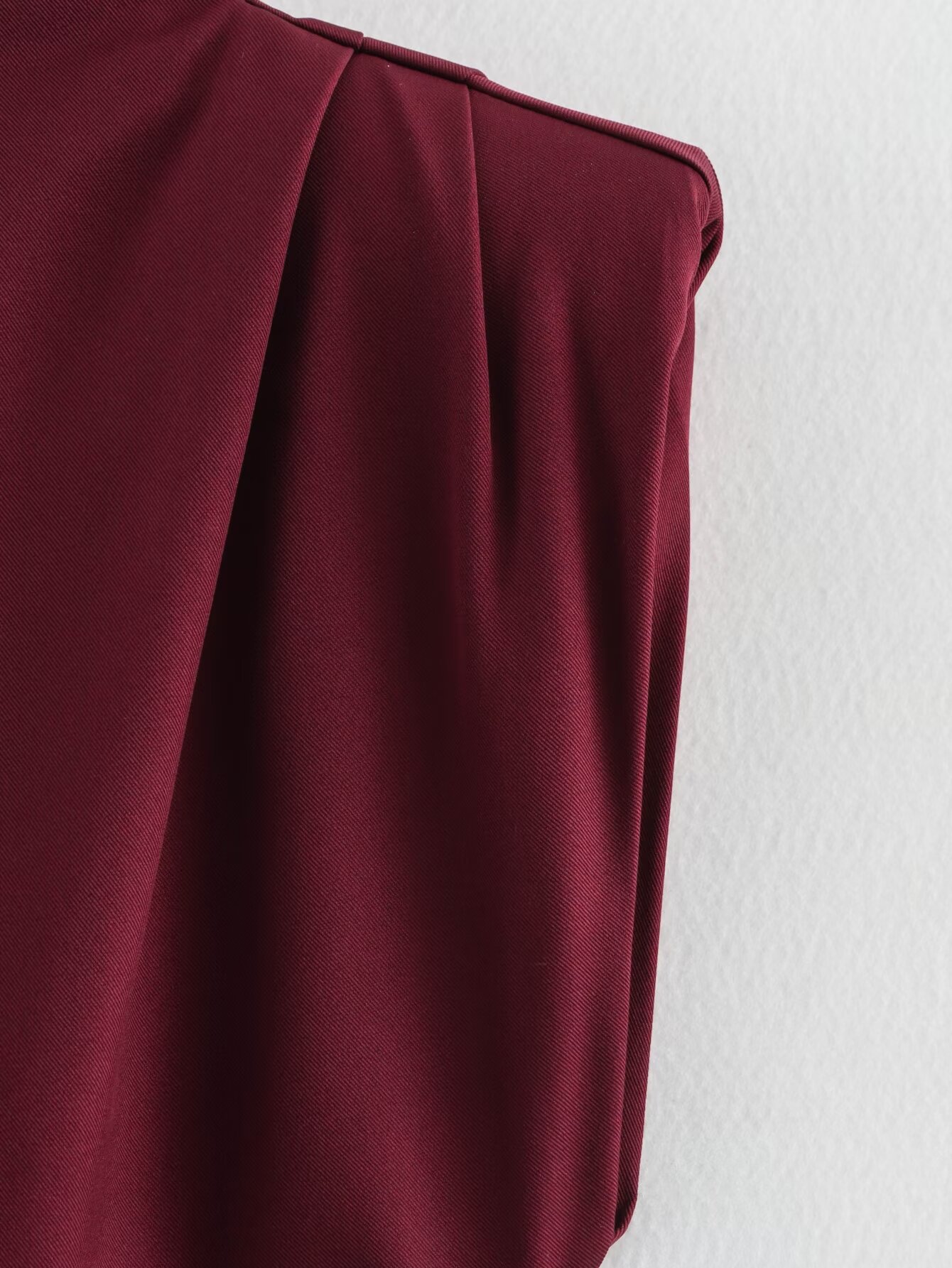 Slim Fit Type Wholesale Women's Casual Solid Color Wine Red Sleeveless Pleated T-Shirts