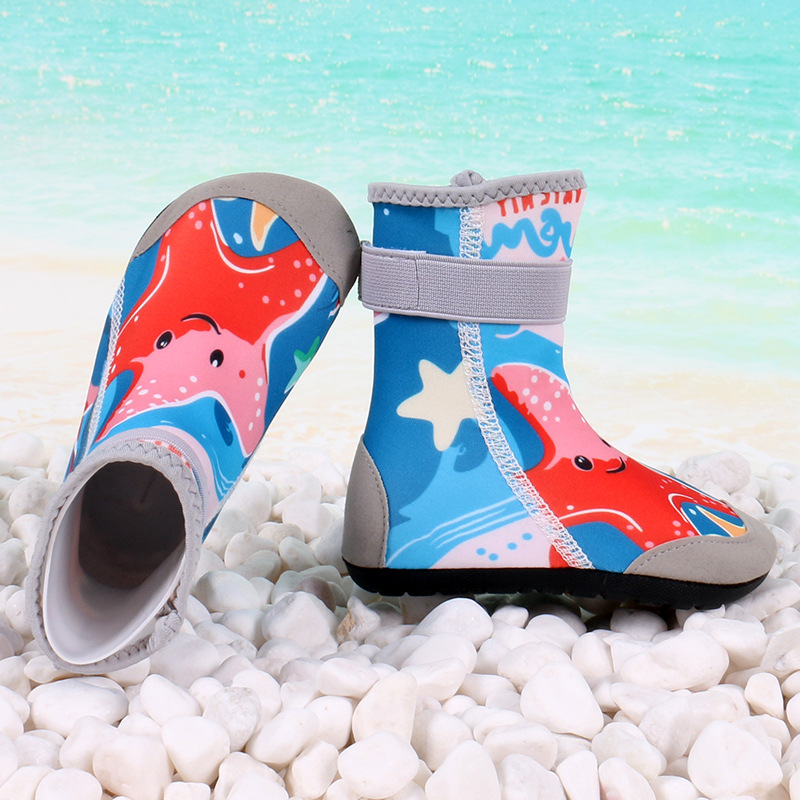 Children's high-top beach shoes and socks, non-slip, anti-collision, quick-drying, baby swimming and river tracing shoes, adult beach shoes for beachcombing and wading.