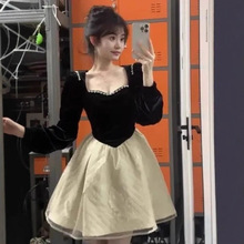 黑色拼接方领连衣裙子女春季高级感气质公主蓬蓬裙收腰小个子短裙