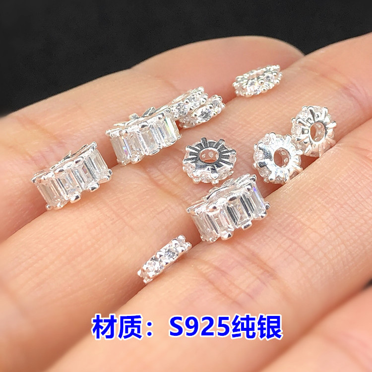 beads with zircon